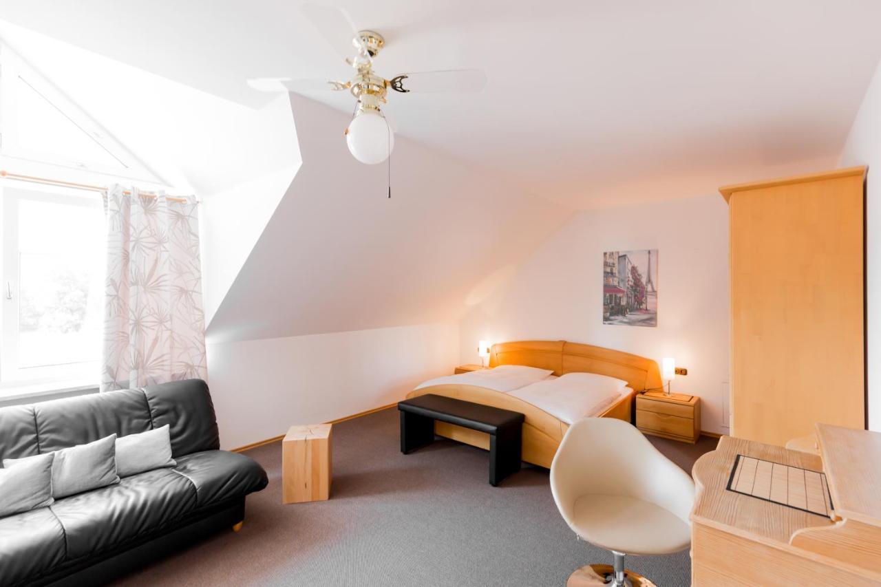 Pension Lutter Bodenwohr Bagian luar foto